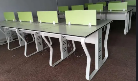 成都全區(qū)大量求購文件柜、前臺、老板桌椅、員工位卡位